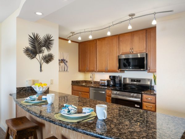 Kaanapali Condo With Ocean Views And Beach Access