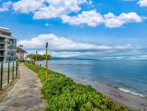 Kaanapali Condo With Ocean Views And Beach Access