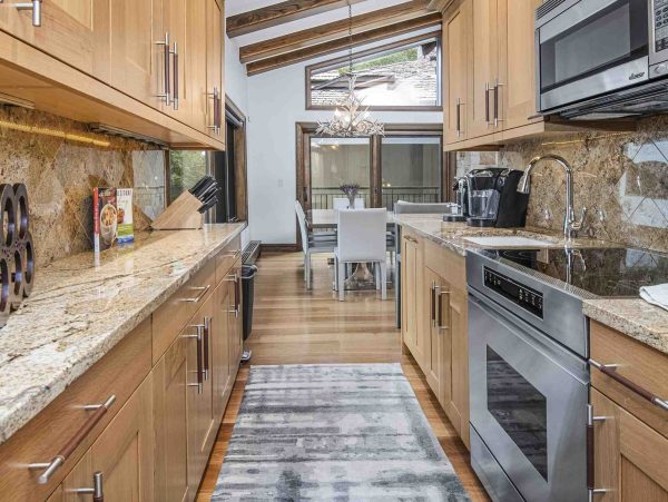 Vail Condo With Mountain Views Near Village Gondola