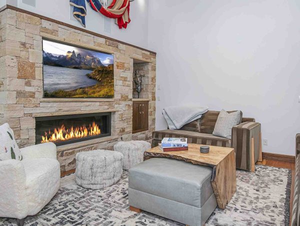 Vail Condo With Mountain Views Near Village Gondola