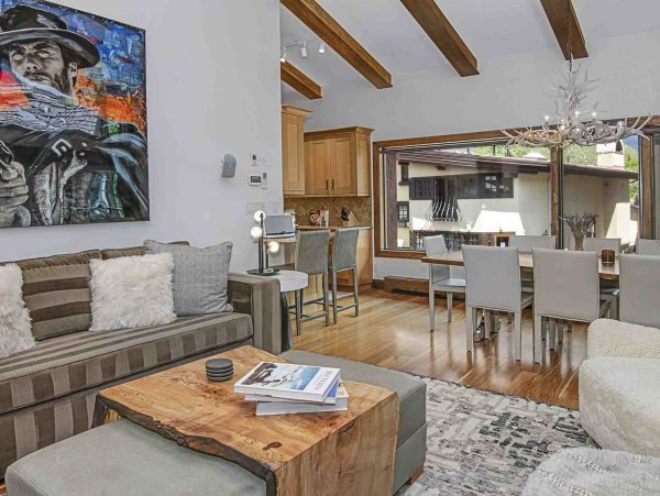 Vail Condo With Mountain Views Near Village Gondola