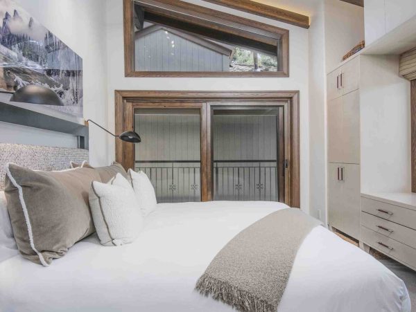 Vail Condo With Mountain Views Near Village Gondola