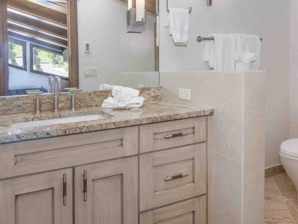 Vail Condo With Mountain Views Near Village Gondola