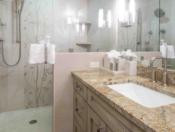 Vail Condo With Mountain Views Near Village Gondola