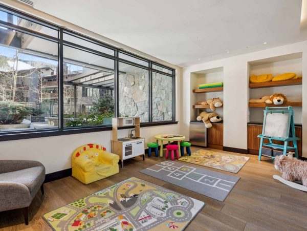 Vail Vacation Rental Near Lionshead Village Dining