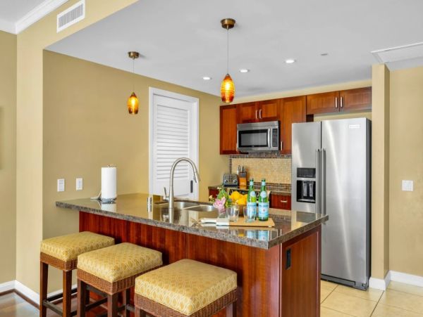 Spacious Maui Vacation Rental - Kaanapali Beach Villa for Families & Groups