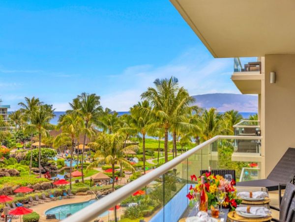 Spacious Maui Vacation Rental - Kaanapali Beach Villa for Families & Groups