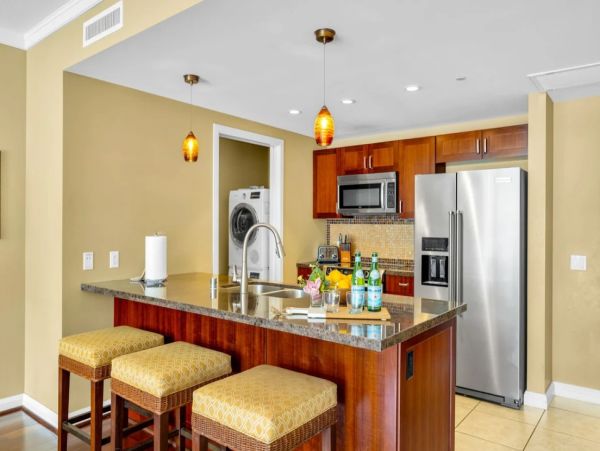 Spacious Maui Vacation Rental - Kaanapali Beach Villa for Families & Groups
