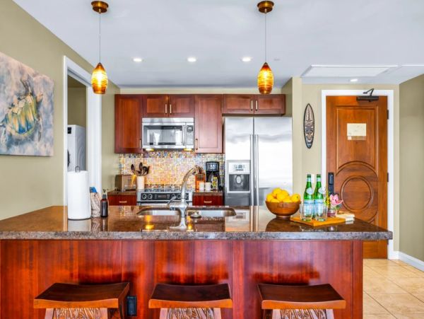 Spacious Maui Vacation Rental - Kaanapali Beach Villa for Families & Groups