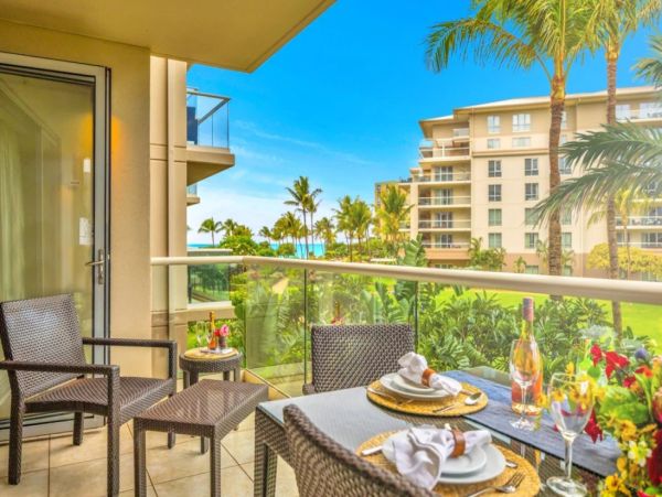 Spacious Maui Vacation Rental - Kaanapali Beach Villa for Families & Groups