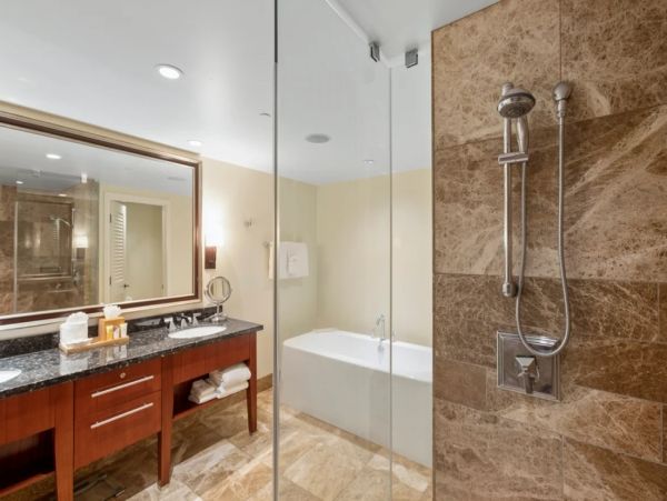 Maui Vacation Rental - Kaanapali Beach Villa with 5 Bedrooms & Ocean Views