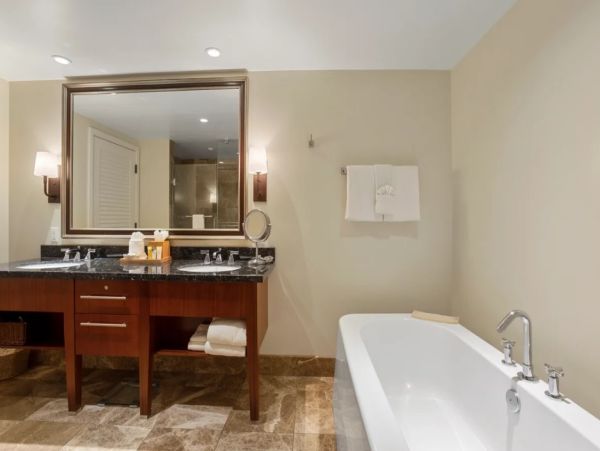 Maui Vacation Rental - Kaanapali Beach Villa with 5 Bedrooms & Ocean Views