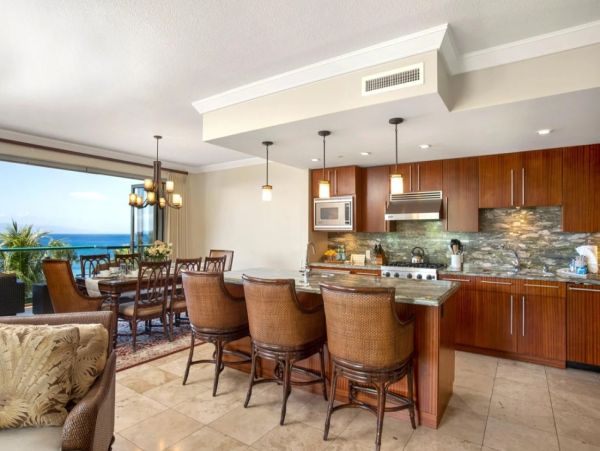 Maui Vacation Rental - Kaanapali Beach Villa with 5 Bedrooms & Ocean Views