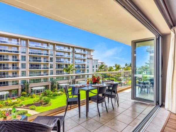 Maui Vacation Rental - Kaanapali Beach Villa with 5 Bedrooms & Ocean Views