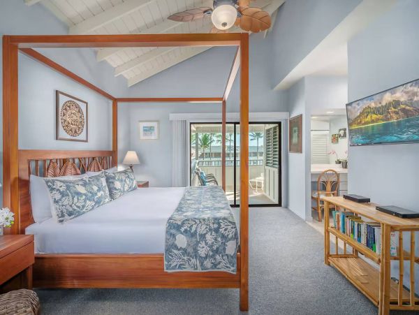 Sunny Poipu Condo Rental Near Beaches And Garden Paths