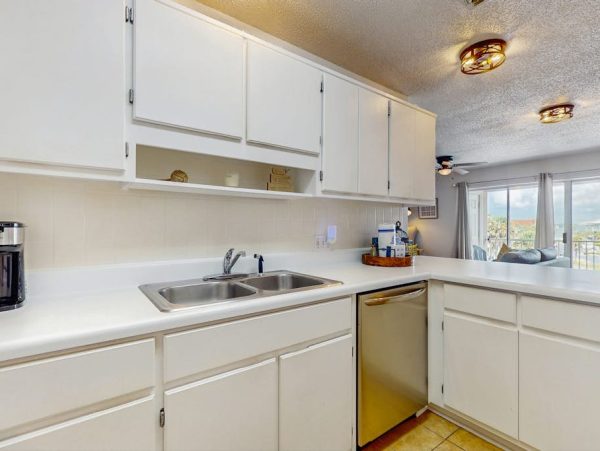 Navarre Beach Condo With Shared Pool And Water Views