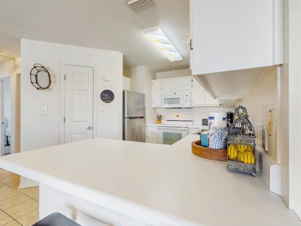 Navarre Beach Condo With Shared Pool And Water Views