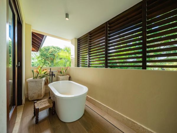 Punta Cana Villa With Private Pool And Golf Views