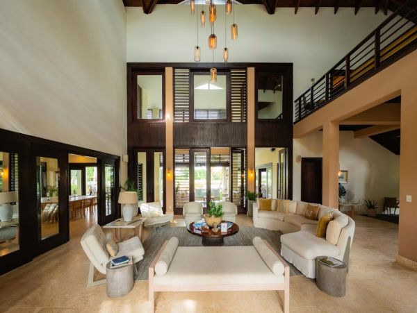 Punta Cana Villa With Private Pool And Golf Views
