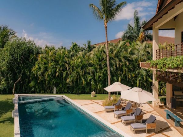 Punta Cana Villa With Private Pool And Golf Views