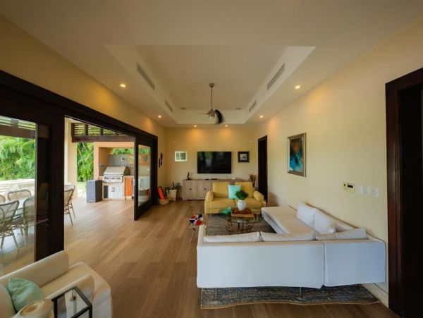 Punta Cana Villa With Private Pool And Golf Views