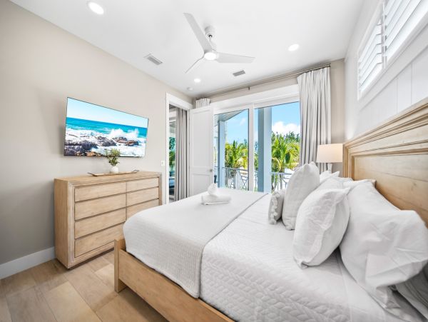 Siesta Key Vacation Home With Gulf Views And Pool