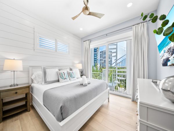 Siesta Key Vacation Home With Gulf Views And Pool