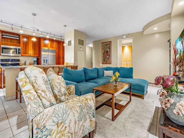 Luxury Maui Oceanview Condo On Kaanapali Beach For Groups up to 24
