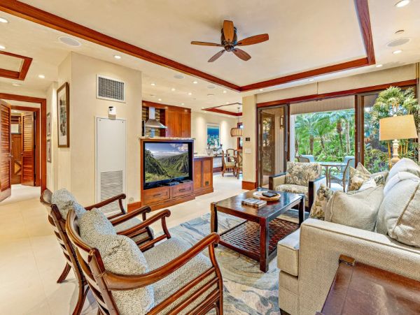 Luxury Maui Oceanview Condo On Kaanapali Beach For Groups up to 24