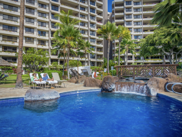 Luxury Maui Oceanview Condo On Kaanapali Beach For Groups up to 24