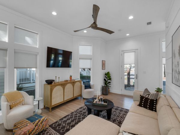 Santa Rosa Beach Vacation Home With Community Pool