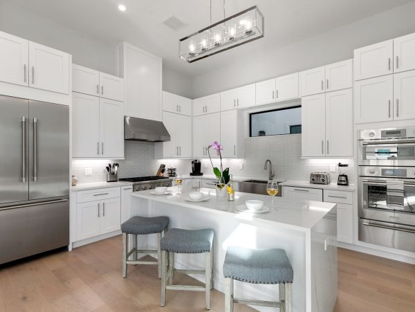 Naples Vacation Home Within A Mile Of Vanderbilt Beach Four bedrooms Plus Den