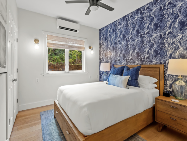 NEW ARRIVAL CALL TODAY FIVE BEDROOM SLEEPS 12