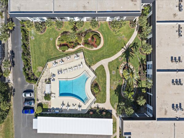 Stunning Two Bedroom Condo Steps from Siesta Key Beach- New Arrival