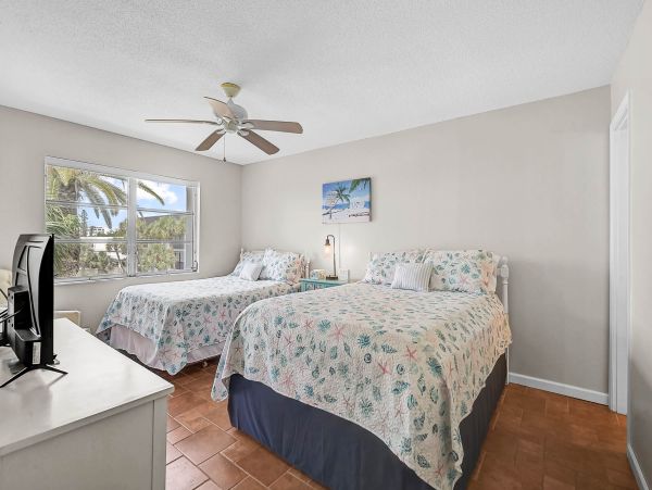Stunning Two Bedroom Condo Steps from Siesta Key Beach- New Arrival