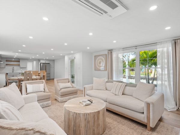 Longboat Key Vacation Home Near Gulf Beaches With Patio
