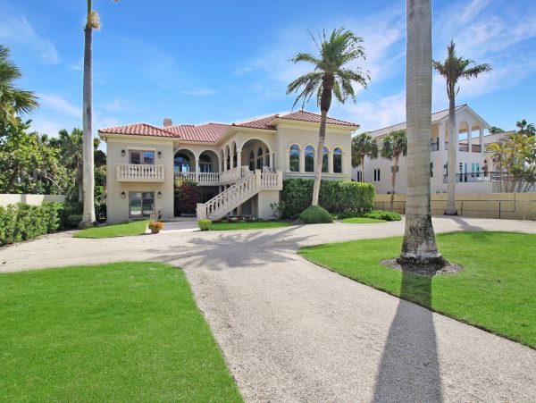 Casey Key Waterfront Vacation Home With Private Pool