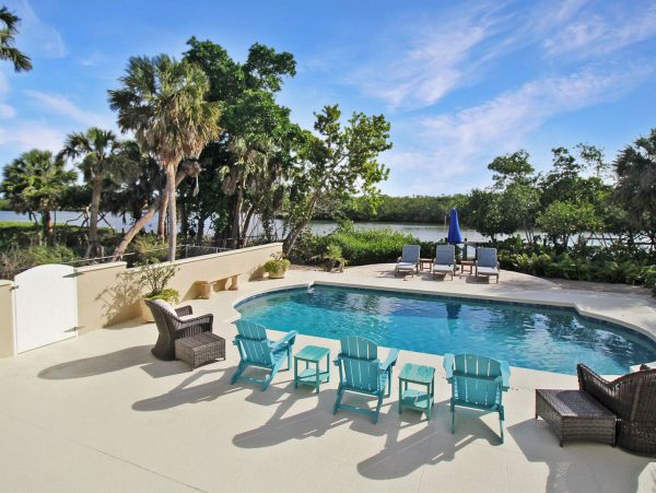 Casey Key Waterfront Vacation Home With Private Pool