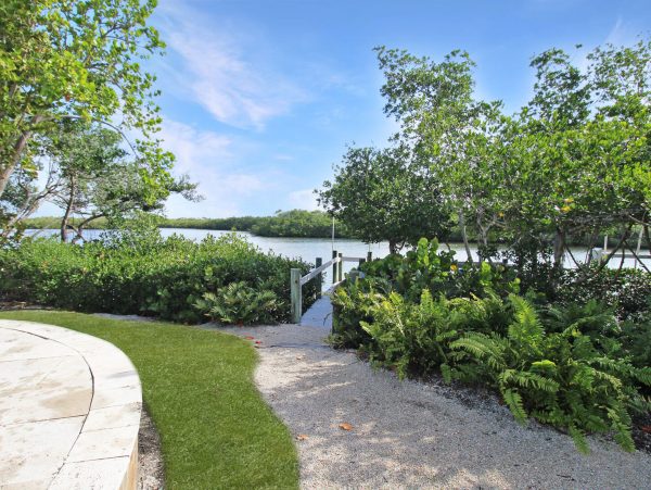 Casey Key Waterfront Vacation Home With Private Pool