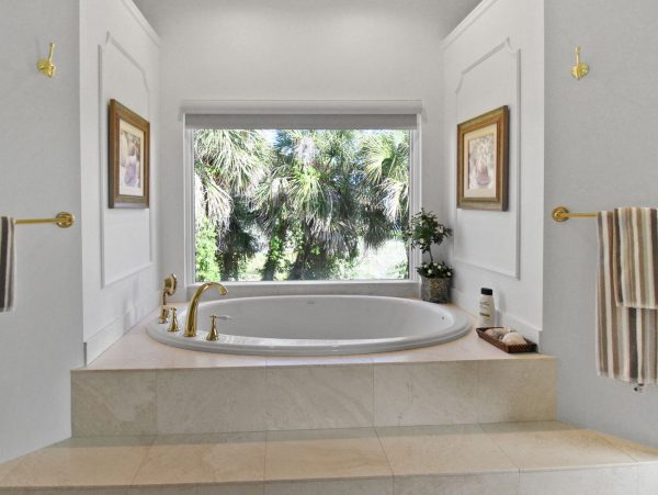 Casey Key Waterfront Vacation Home With Private Pool