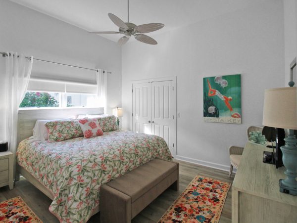 Casey Key Waterfront Vacation Home With Private Pool