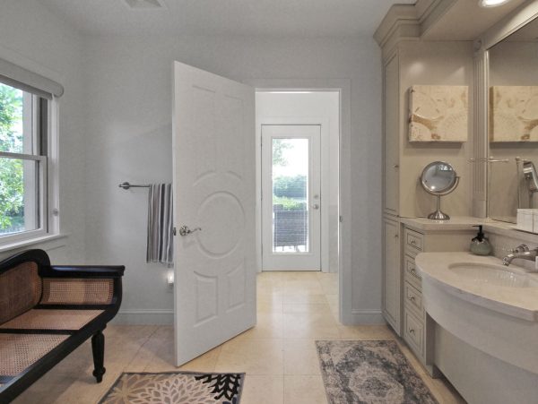 Casey Key Waterfront Vacation Home With Private Pool