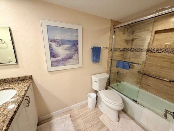 Longboat Key Condo With Partial Bay Views And Pool
