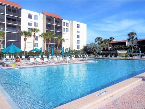 Longboat Key Condo With Partial Bay Views And Pool