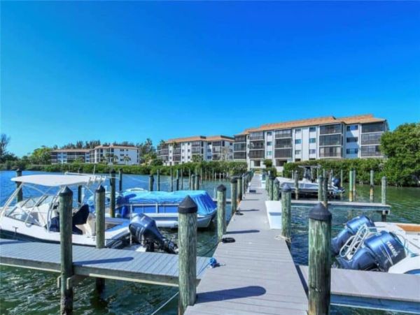 Longboat Key Condo With Partial Bay Views And Pool