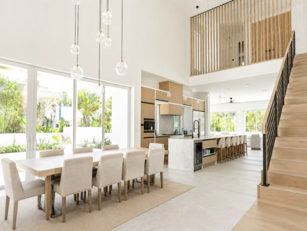 Luxury Siesta Key Resort Retreat with Pool Cabana - Unforgettable Getaway
