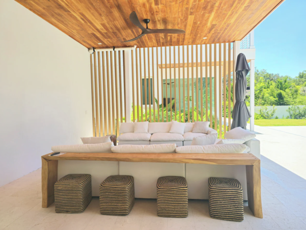 Luxury Siesta Key Resort Retreat with Pool Cabana - Unforgettable Getaway