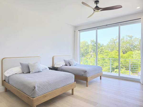 Luxury Siesta Key Resort Retreat with Pool Cabana - Unforgettable Getaway