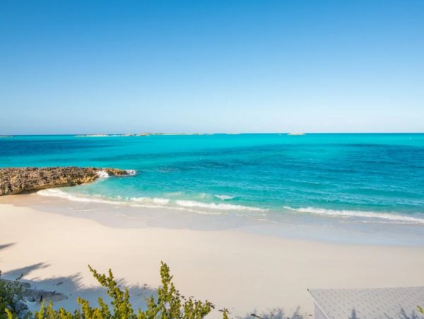 Little Exuma Oceanfront Villa With Private Pool