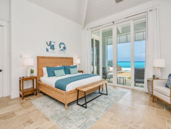 Little Exuma Oceanfront Villa With Private Pool
